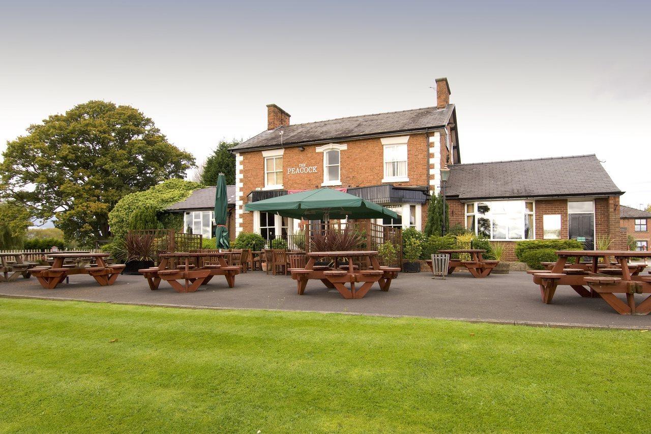 Premier Inn Crewe Nantwich Bagian luar foto